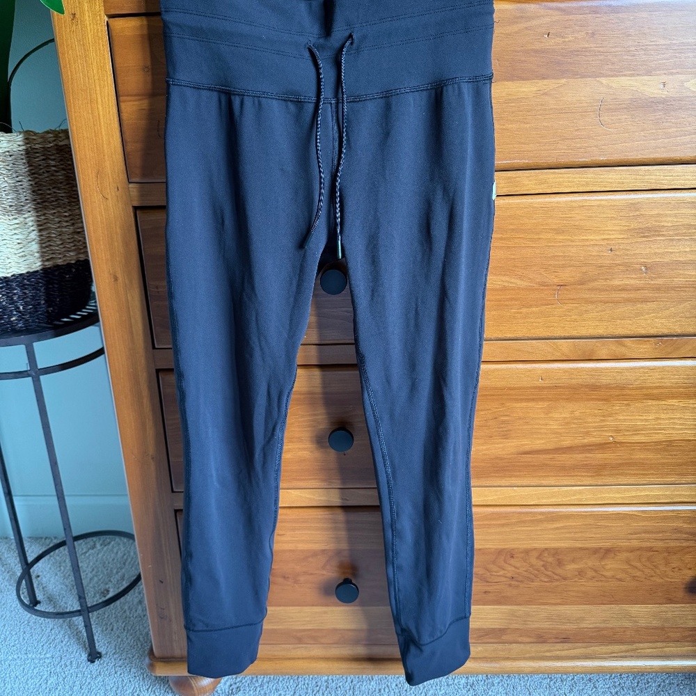 Vuori Daily Leggings - Black - Size M